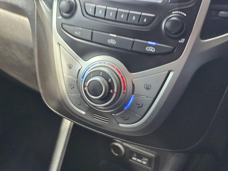 2013 Hyundai Ix20 1.4 Classic Euro 5 (s/s) 5dr MPV Petrol Manual