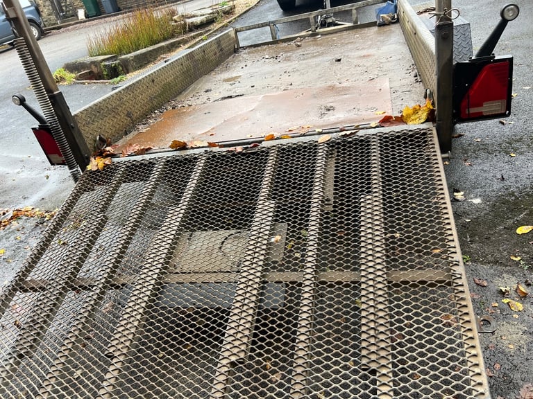 Indespension 10’x6’ 3500kg Plant Trailer