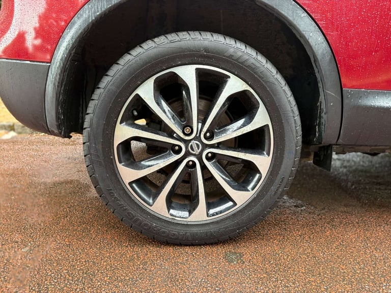 2013 Nissan Qashqai 1.6 Qashqai 360 CVT 5dr SUV Petrol Automatic