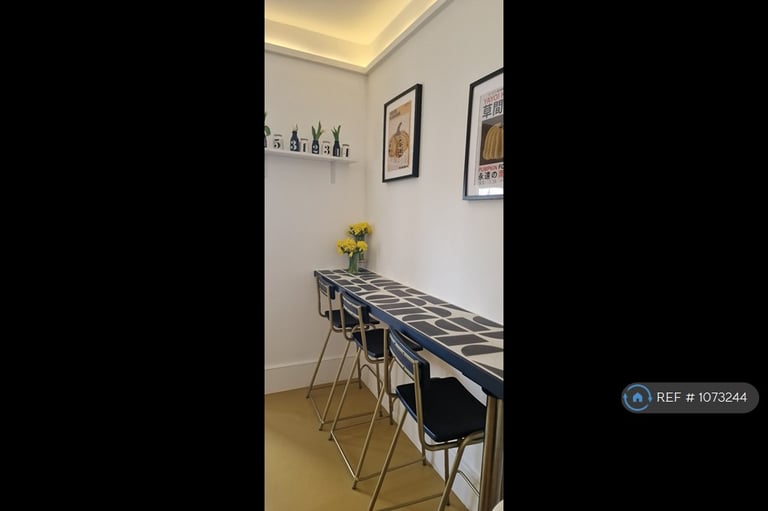 3 bedroom flat in Prospect Terrace, Ramsgate, CT11 (3 bed) (#1073244)