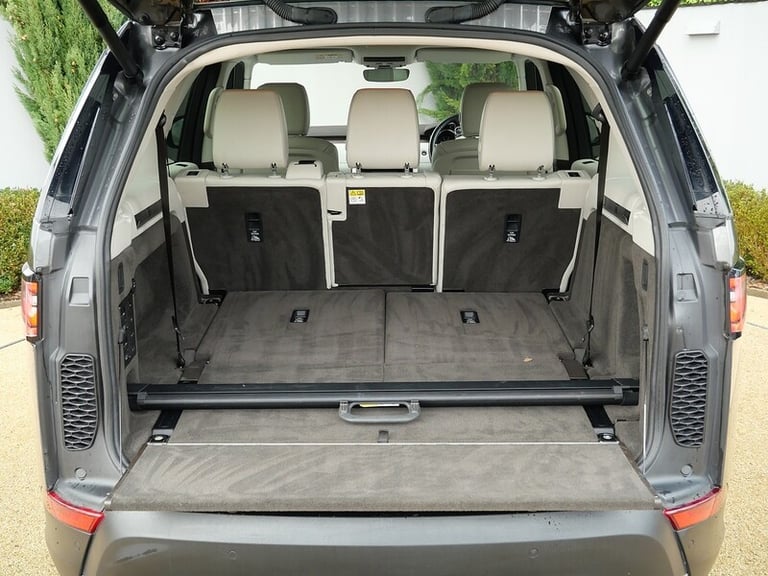 2017 Land Rover Discovery 3.0 TD6 HSE 5dr Auto ESTATE DIESEL Automatic