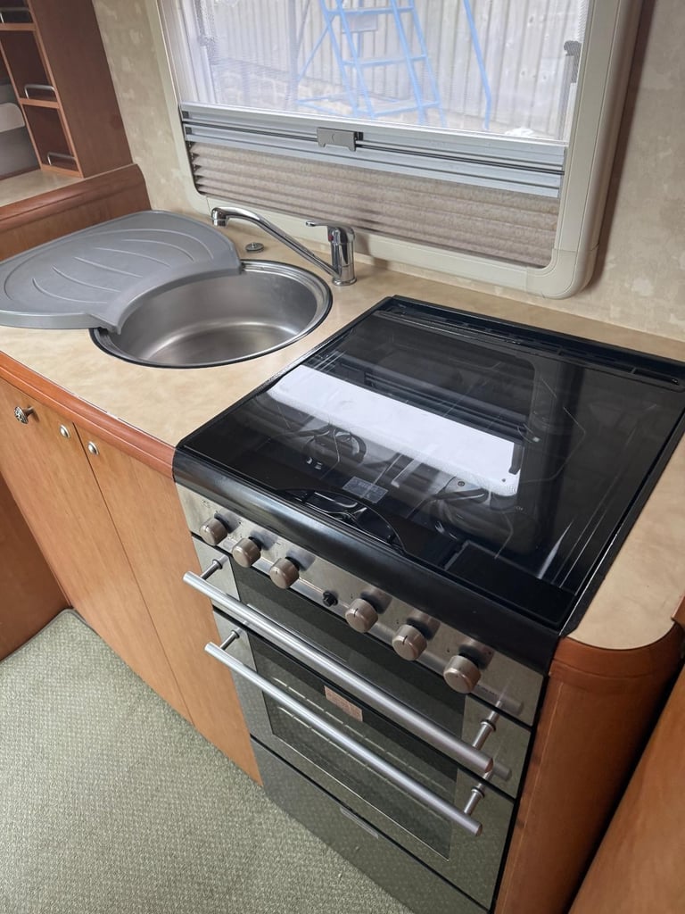 2006 Fiat Bessacarr E745  28000miles 4 berth 4 belts