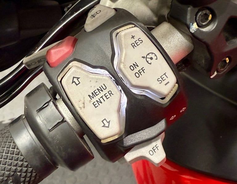 2015 Ducati MULTISTRADA Multistrada 1200 (MY15)  Petrol Manual