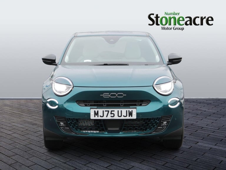 2025 Fiat 600 1.2 Hybrid 48V La Prima 5dr eDCT-6 HATCHBACK PETROL Automatic
