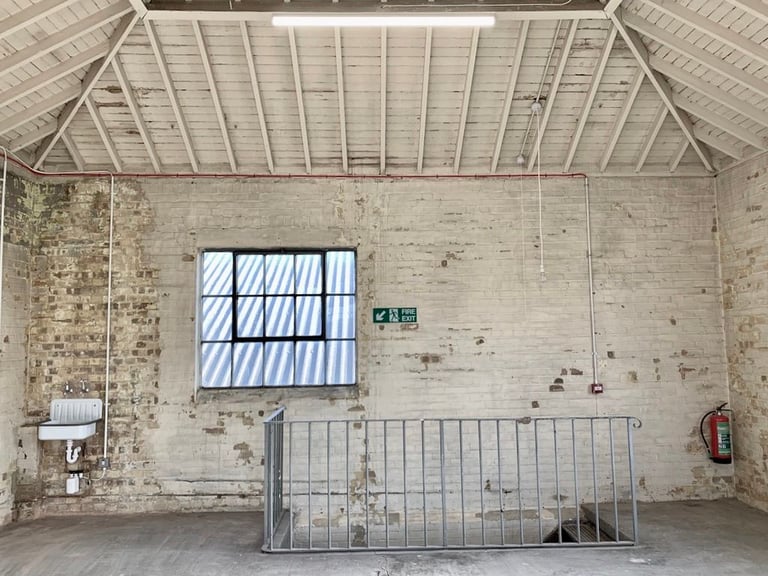 Creative / Artist / Studios / Office workspace to rent - Park Royal West London