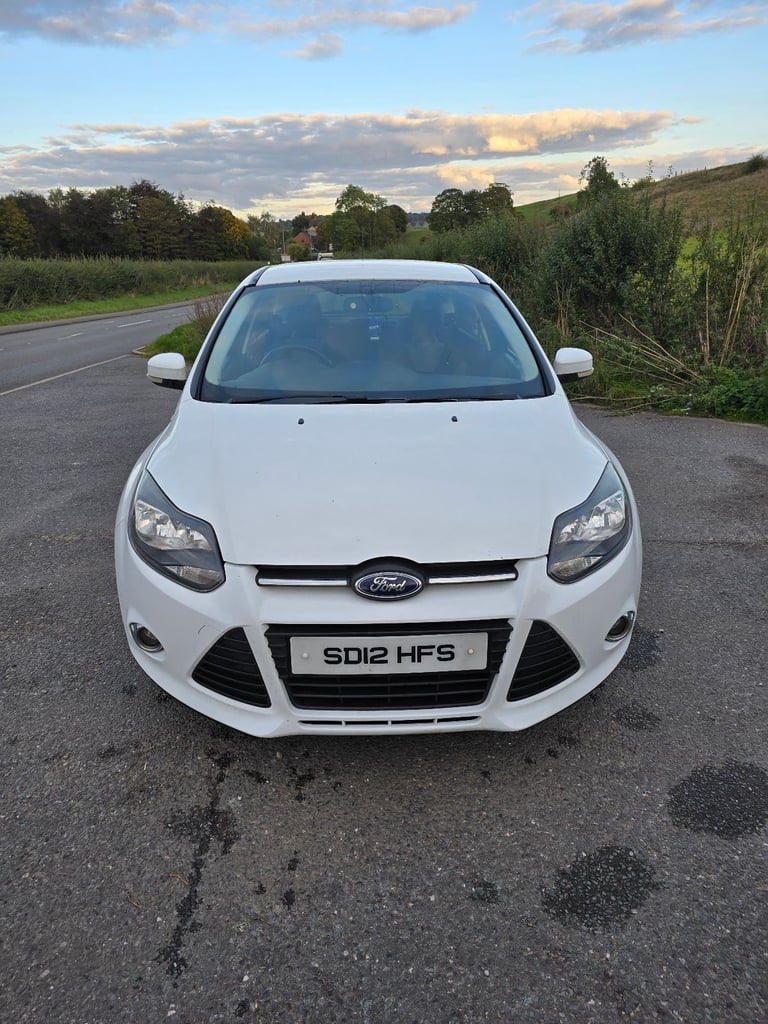 Ford, FOCUS, Hatchback, 2012, Manual, 1560 (cc),5 doors - Image 4
