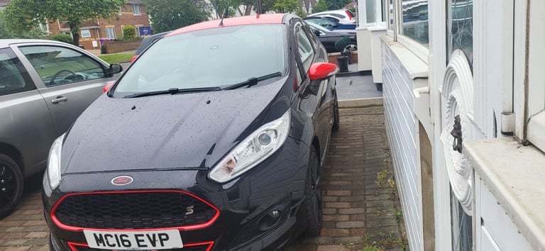 Ford, FIESTA, eco boost 2016, Manual, 998 (cc), 3 doors 140Bhp Fast and economical Quick Sale