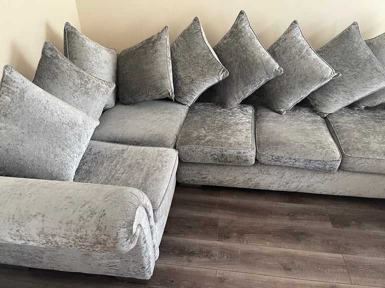 Crushed velvet corner couch 