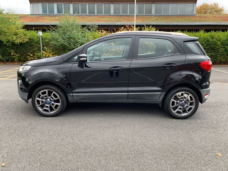 FORD ECOSPORT  1.0t  TITANIUM  2016  NEW BELTS NEW MOT WARRANTY GIVEN VGC