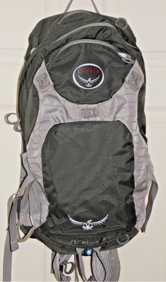 image for OSPREY STRATOS 24 BACKPACK RUCKSACK with RAIN COVER and HYDRATION WATER PACK NEW