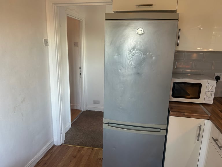 Lovely one bedroom flat to let in Whetstone N20 (please read ad)