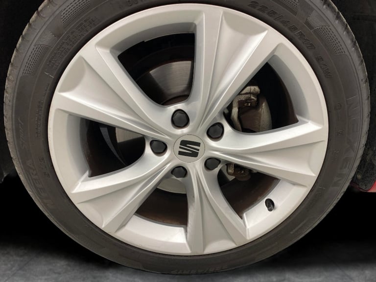 2022 SEAT Leon 1.5 TSI EVO FR Hatchback 5dr Petrol Manual Euro 6 (s/s) (150 ps) - NAV - CR Hatchb...