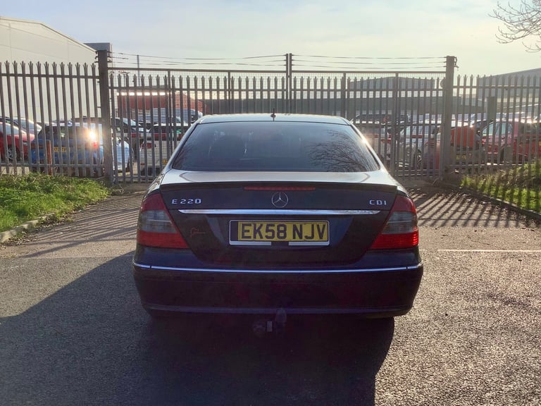 Mercedes-Benz, E CLASS, Saloon, 2008, Manual, 2148 (cc), 4 doors