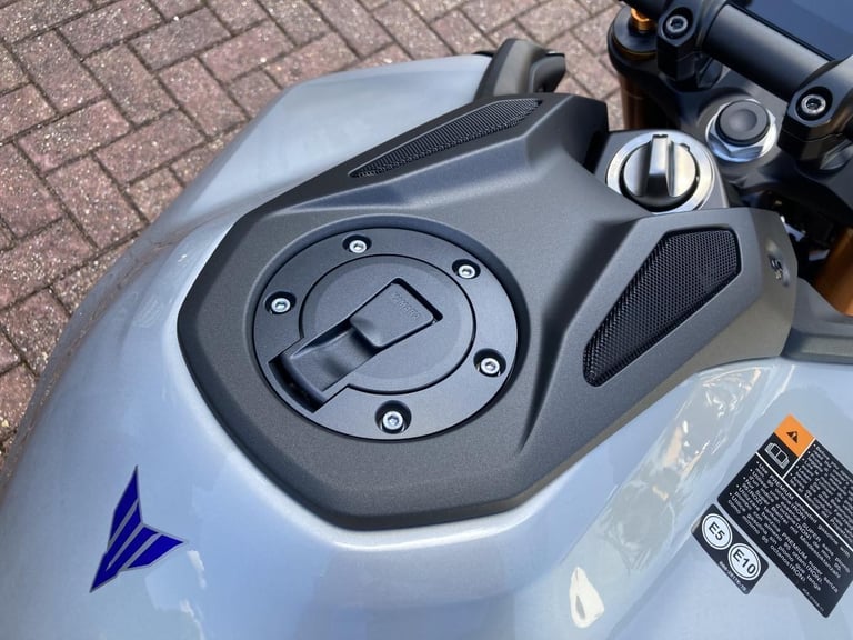 YAMAHA MT-09 SP - ICON PERFORMANCE - BRAND NEW - IN STOCK AT CRESCENT YAMAHA!