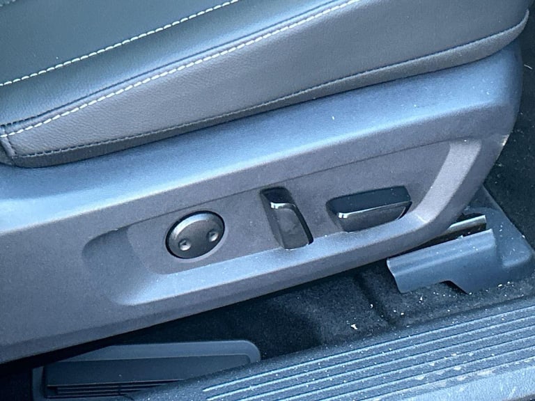 2025 Nissan Qashqai 1.5 h e-POWER Tekna Auto Euro 6 (s/s) 5dr SUV PETROL/ELECTRIC Automatic