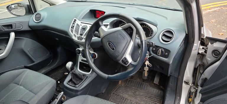 2010 FOR FIESTA 1.3 PETROL
