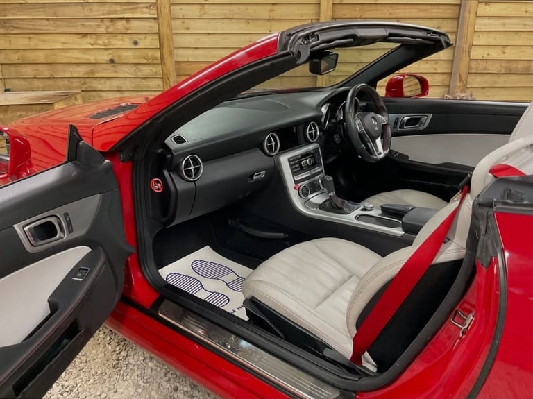2011 Mercedes-Benz SLK SLK 200 BlueEFF AMG Sport Ed 125 2dr Tip Auto CONVERTIBLE PETROL Automatic