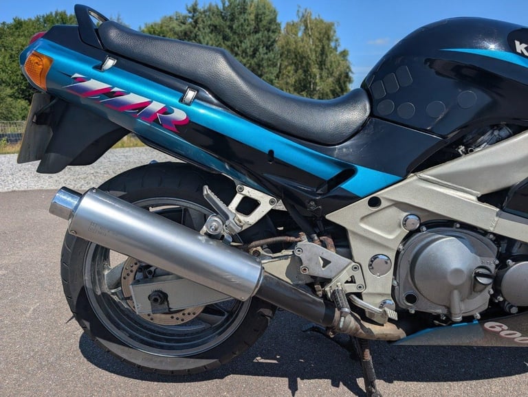1993 KAWASAKI ZZR600