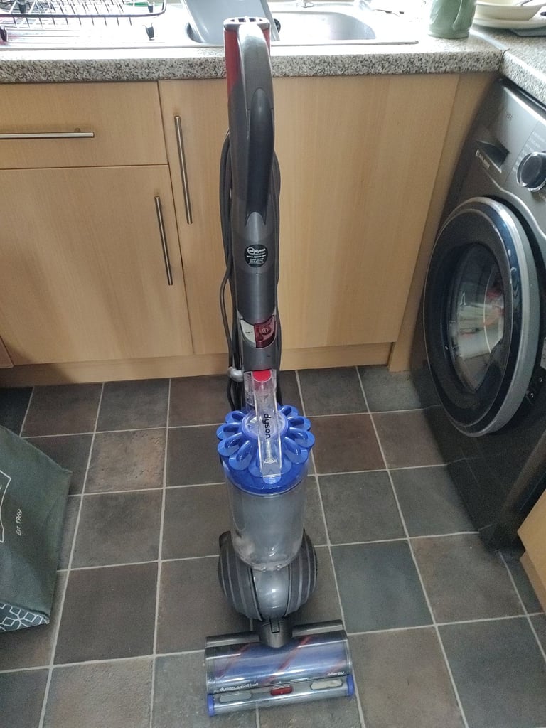 Dyson vacuum 