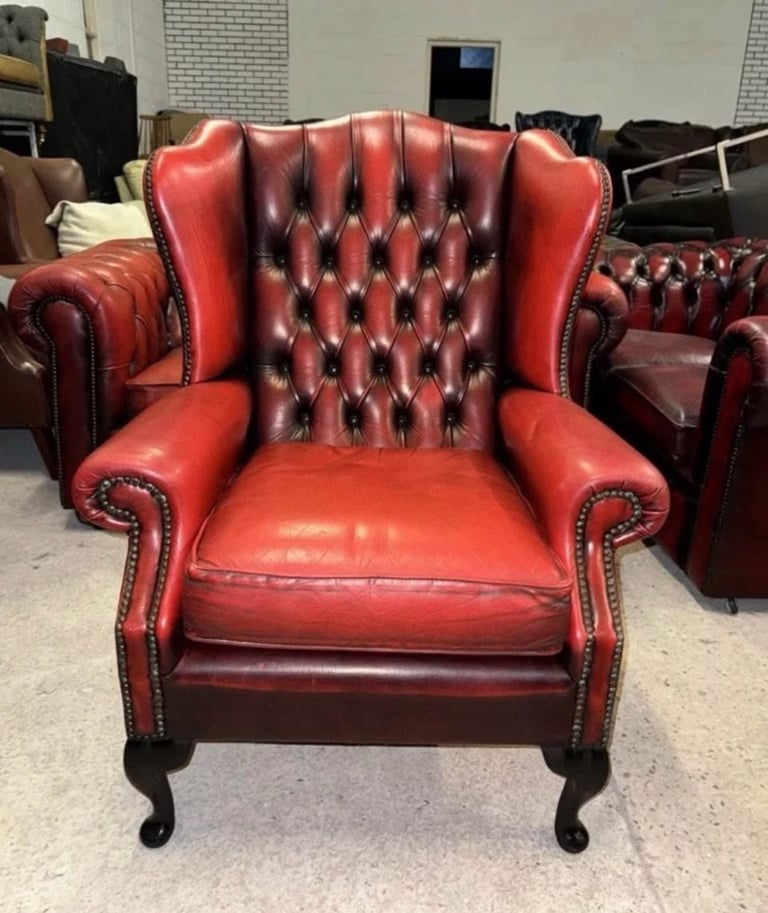 Chesterfield oxblood real leather club chair