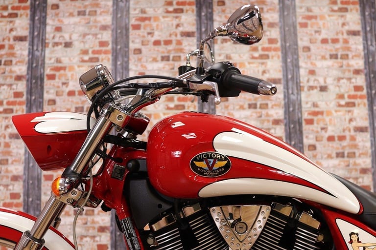 **DEPOSIT TAKEN** VICTORY VEGAS JACKPOT - 1,556 MILES! STUNNING CRUISER