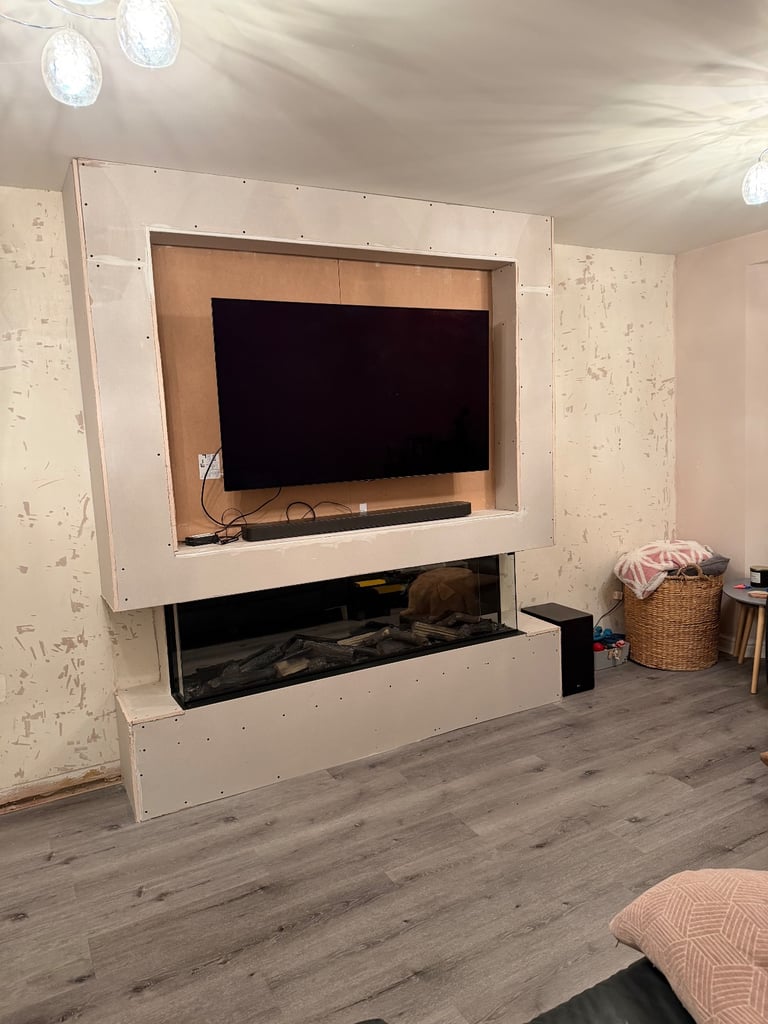 LG 55” TV,Sound bar and Sun