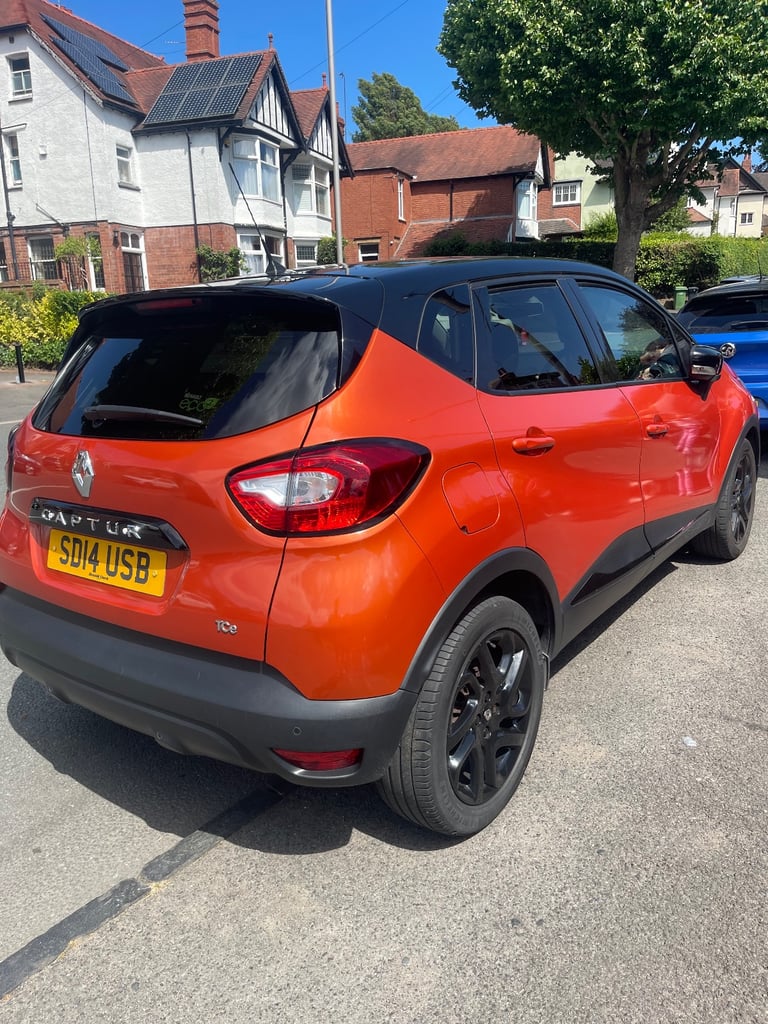 Renault, CAPTUR, Hatchback, 2014, Manual, 898 (cc), 5 doors