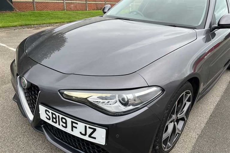 2019 Alfa Romeo Giulia 2.0 TB 280 Veloce 4dr Auto SALOON PETROL Automatic