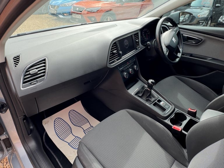 2018 SEAT Leon 1.2 TSI SE Dynamic Technology Euro 6 (s/s) 5dr HATCHBACK Petrol Manual