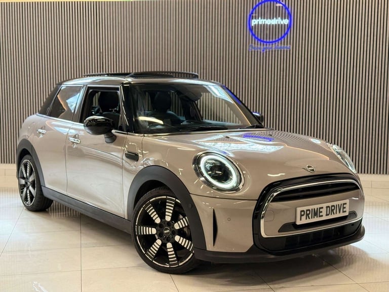 image for 2021 MINI Hatch 1.5 Cooper Exclusive Steptronic Euro 6 (s/s) 5dr Hatchback Petrol Automatic