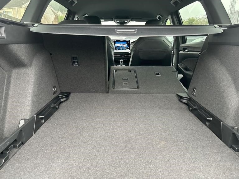 2024 Volkswagen Golf 1.5 TSI (150ps) R-Line Estate MANUAL Estate Petrol Manual