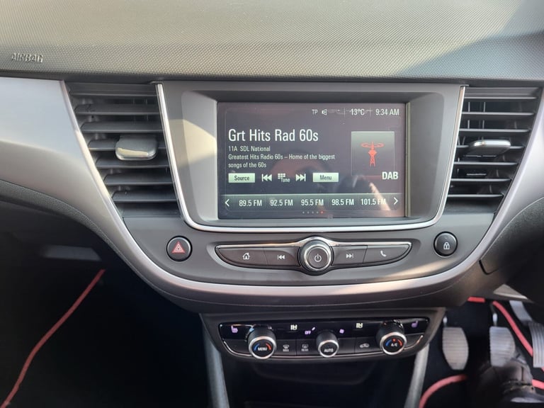 2019 Vauxhall Crossland X 1.2T ecoTec [110] SE 5dr [6 Speed] [S/S] HATCHBACK Petrol Manual