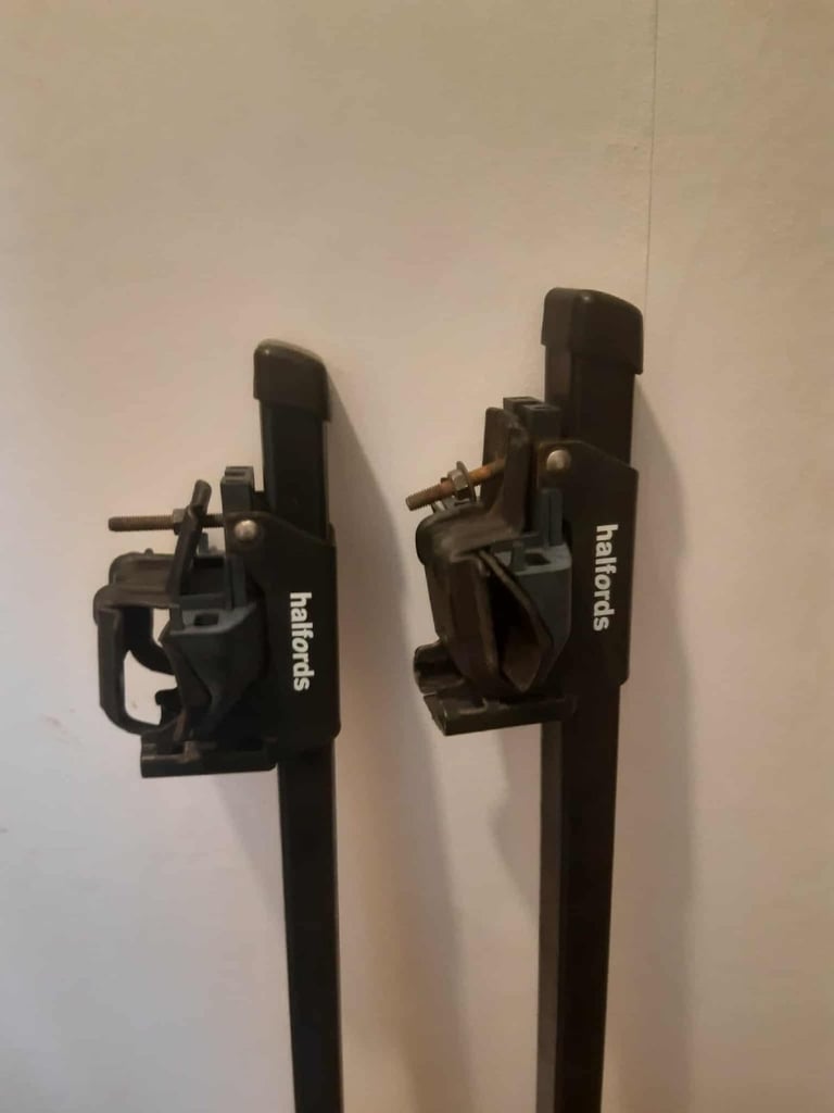 image for Peugeot 307 SW Estate Roof Bars