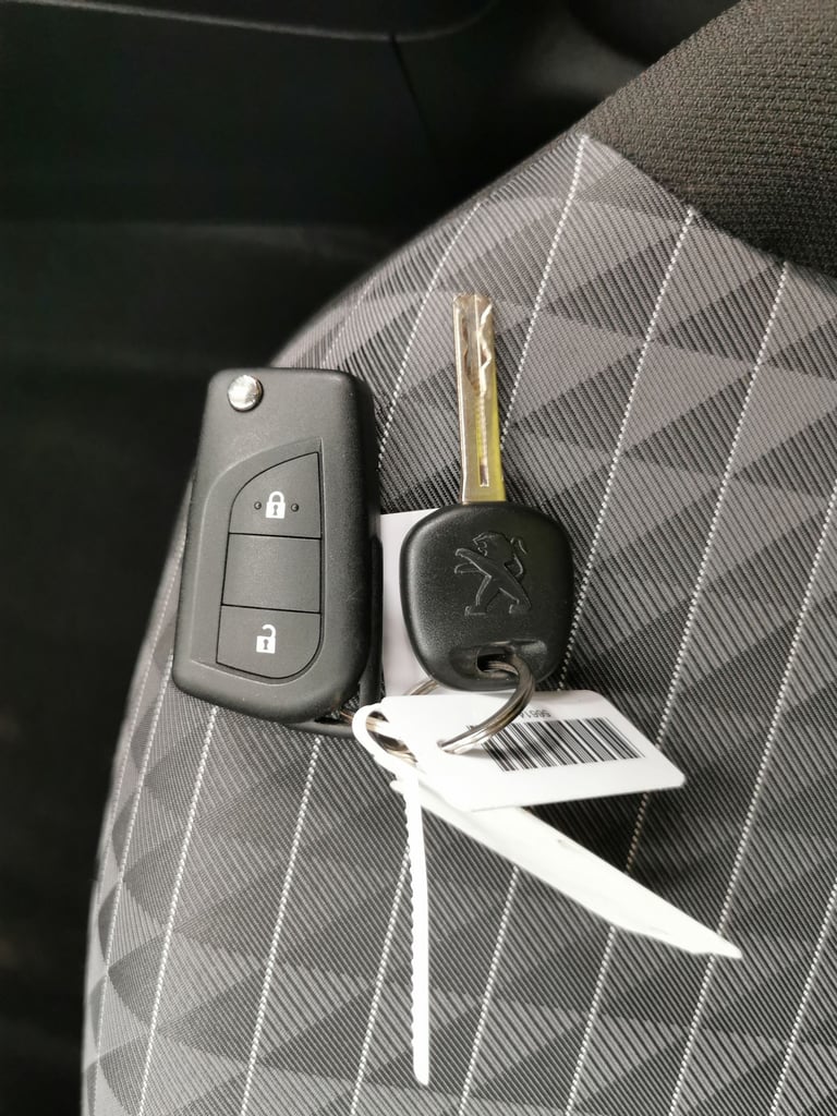 2021 Peugeot 108 1.0 Active Hatchback 5dr Petrol Manual Euro 6 (s/s) (72 ps) - SPLIT FOLDING Hatc...