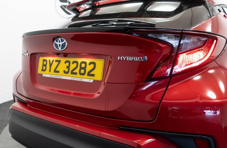 2022 TOYOTA C-HR 1.8 VVT-H GPF ICON SUV 5DR PETROL HYBRID CVT EURO 6 (S/S) (122 