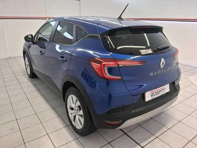 2022 Renault Captur 1.3 TCe Iconic SUV 5dr HATCHBACK Petrol Manual