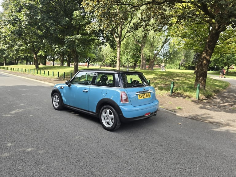 2009 MINI Hatch 1.6 Cooper 3dr HATCHBACK Petrol Manual