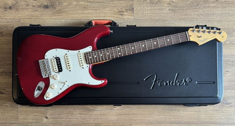 Fender GC USA Stratocaster Pro HSS – Crimson Red Transparent - Trades