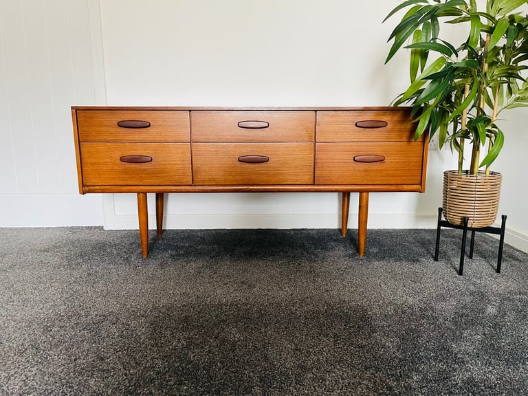 Teak Austinsuite sideboard 70s 