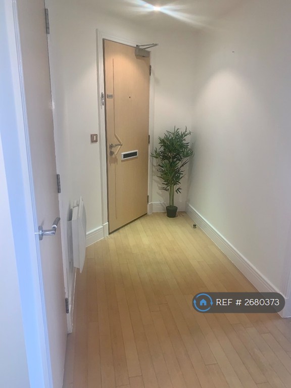 2 bedroom flat in Argyle Street, Glasgow, G2 (2 bed) (#2680373)
