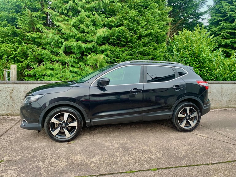 Nissan Qashqai **FULL YEARS MOT**