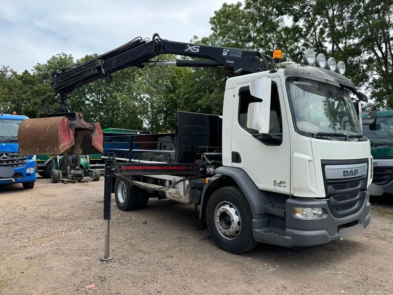 2018 DAF LF 55.230 WITH HIAB XS CRANE/TIPPER BODY DEPOSIT TAKEN!