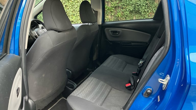 2017 Toyota Yaris 1.33 VVT-i Icon 5dr CVT Petrol Hatchback Hatchback Petrol Automatic