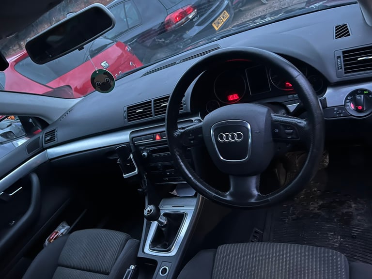 Audi A4 S line Breaking 