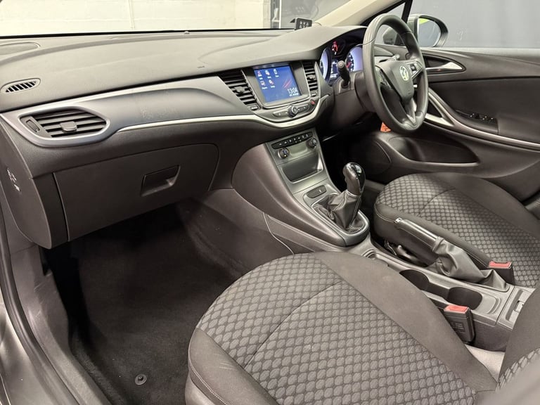 2018 Vauxhall Astra 1.6 CDTi ecoFLEX Design Sports Tourer 5dr Diesel Manual Euro 6 (s/s) (110 p E...