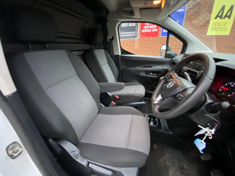 2020 Vauxhall Combo 1.6 Turbo D 2300 Sportive L1 H1 Euro 6 (s/s) 4dr PANEL VAN Diesel Manual
