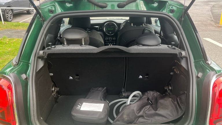 2020 MINI Hatch 135kW Cooper S Level 2 33kWh 3dr Auto Electric Hatchback Hatchback Electric Autom...