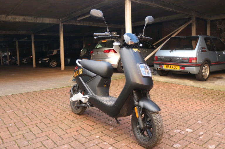 Electric Moped (50cc equivalent)