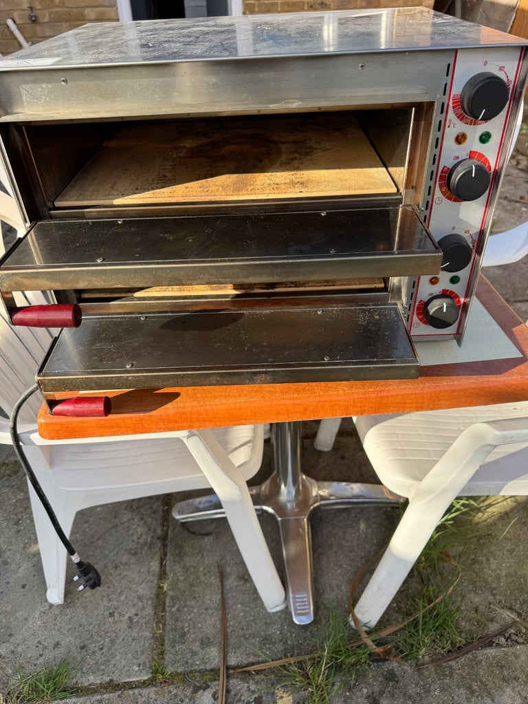 Pizza machine for business 