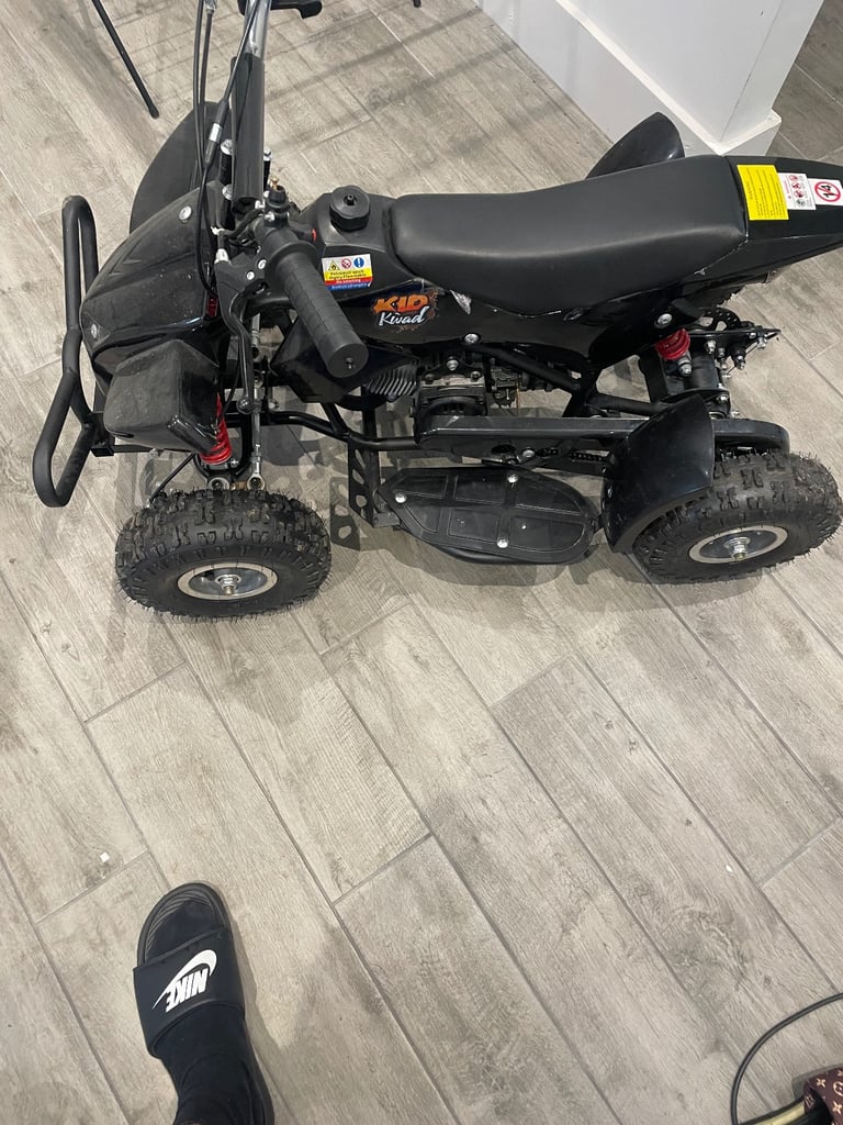 Kids quad bike